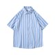thumbnail image 1 of Cárdigan de Manga Corta, Personalidad Casual Raya Impresión Botón Solapa Camisa de Moda para Hombres Hecha de Poliéster Cómodo, Camisas de Manga Corta para Hombre, 1 of 8