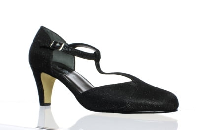 black pumps size 8.5