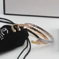 thumbnail image 3 of Pulsera Coco Crush Motivo Acolchado , Oro Amarillo De 18 Quilates 18k Blanco , Diamantes, 3 of 4