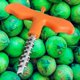 thumbnail image 1 of Abridor de agujeros de coco, máquina para hacer agujeros de paja, fácil de abrir, herramienta portátil de apertura de coco, herramienta de perforación, 1 of 8