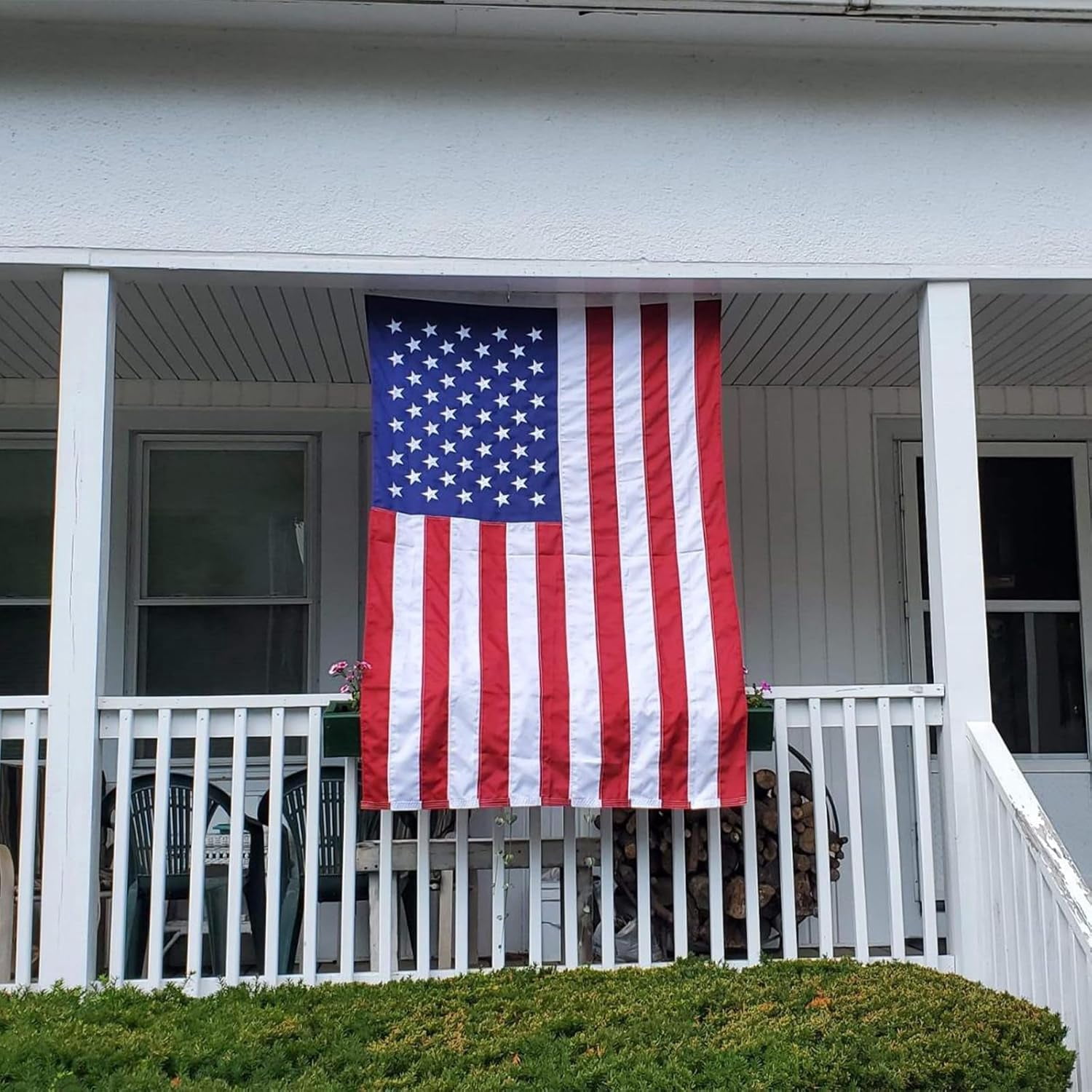 TOPFLAGS 6x10 feet 50 stars American Flag,Embroidered 210D Embroidered Stars,Sewn Stripes,3 Brass Grommets,Indoor/Outdoor,Vibrant Colors,Quality Polyester,US USA Flag