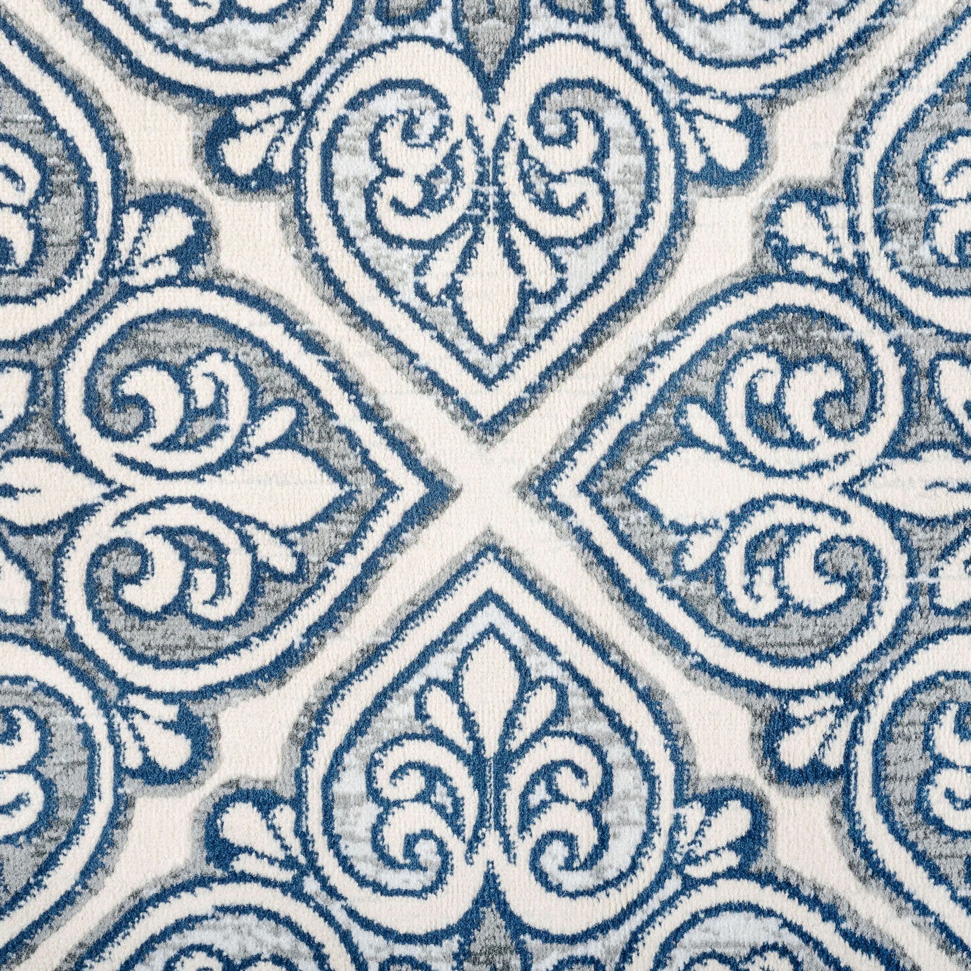 Madison Traditional 8' Round Cream Polypropylene Indoor Area Rug