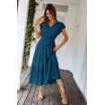 thumbnail image 4 of Vestido PRETTYGARDEN Cruzado con Escote en V Floral Maxi Azul Talle Grande, 4 of 8