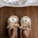 thumbnail image 2 of Pantuflas para Hombre y Mujer Comodas Suaves y Calidas Zapatillas de Oso Peluche de Decanso para Casa Ideal para Invierno y Clima Frio, 2 of 5