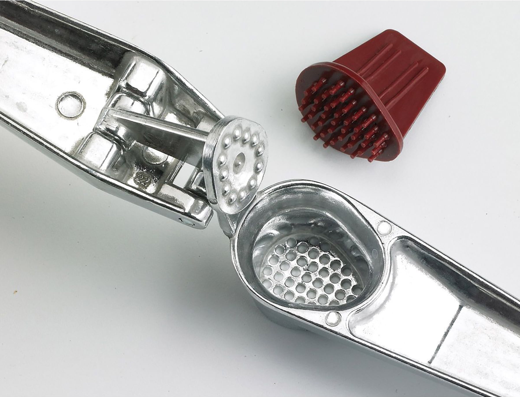 Fantes No-Peel, Self Cleaning Garlic Press - Thumbnail 2