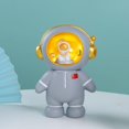 thumbnail image 4 of estatua de , dinero, lámpara , escritorio, Gris Gloria Estatua de astronauta, 4 of 7