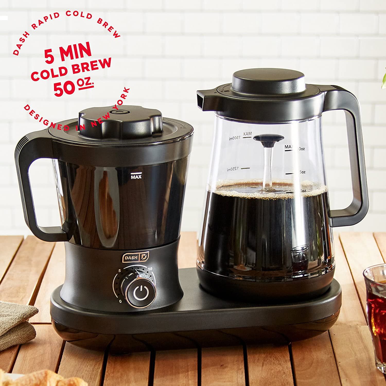  DASH Rapid Cold Brew Maker with VacuPress™ Technology