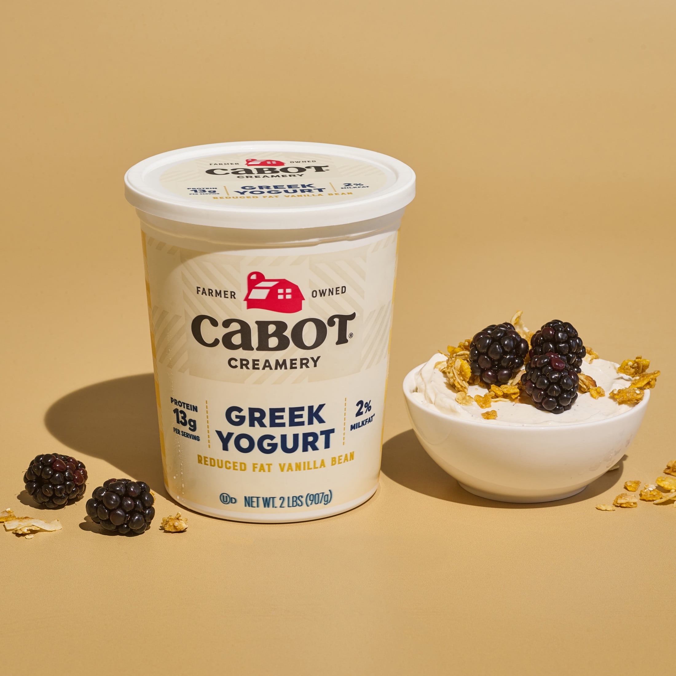Cabot Creamery Lowfat Vanilla Bean Greek Yogurt 2 lb (Refrigerated Tub)