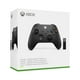 thumbnail image 2 of Control Inalámbrico Xbox Series para PC Negro más Adaptador, 2 of 4