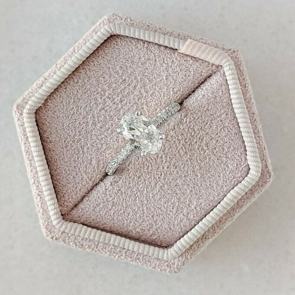 Huge 2.00 CT Excellent Cut Oval Moissanite Diamond Ring / Engagement Ring / 18K White Gold Plated Wedding Ring / Anniversary Rings / Jewelry Rings