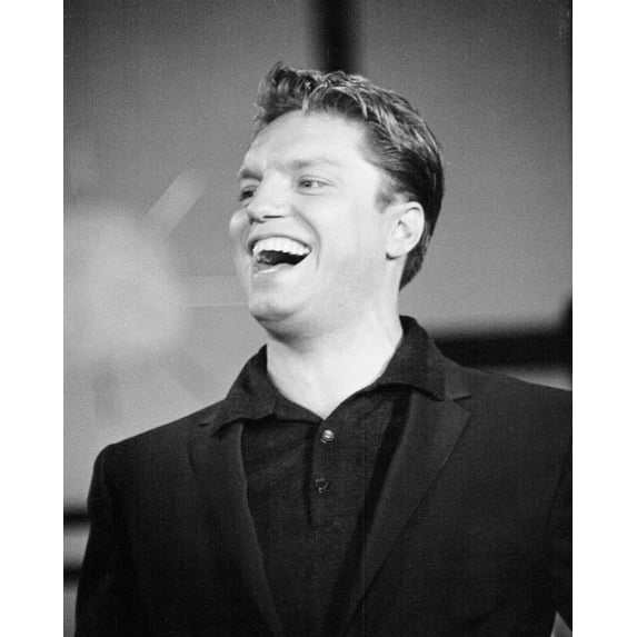 Guy Mitchell 1950's smiling portrait popular American singer 8x10 inch photo