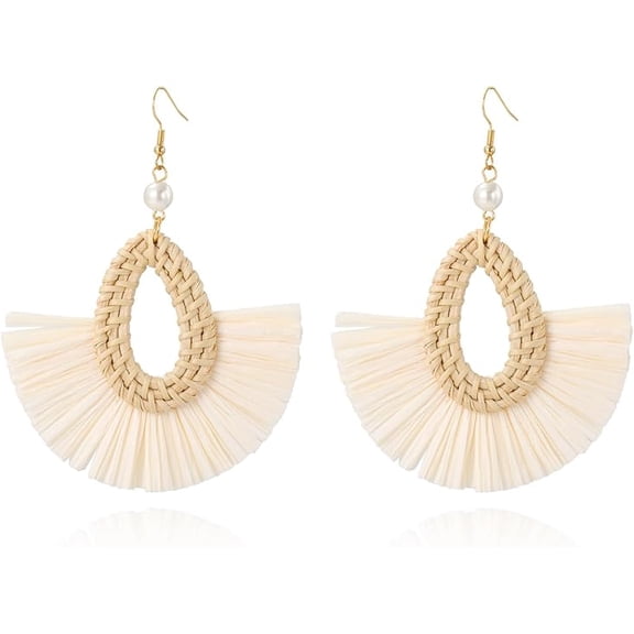 Coiris Boho Statement Dangle Earrings for Women Peal Raffia Tassel Rattan Drop Earrings Bohemian Summer Beach Tassel Earrings