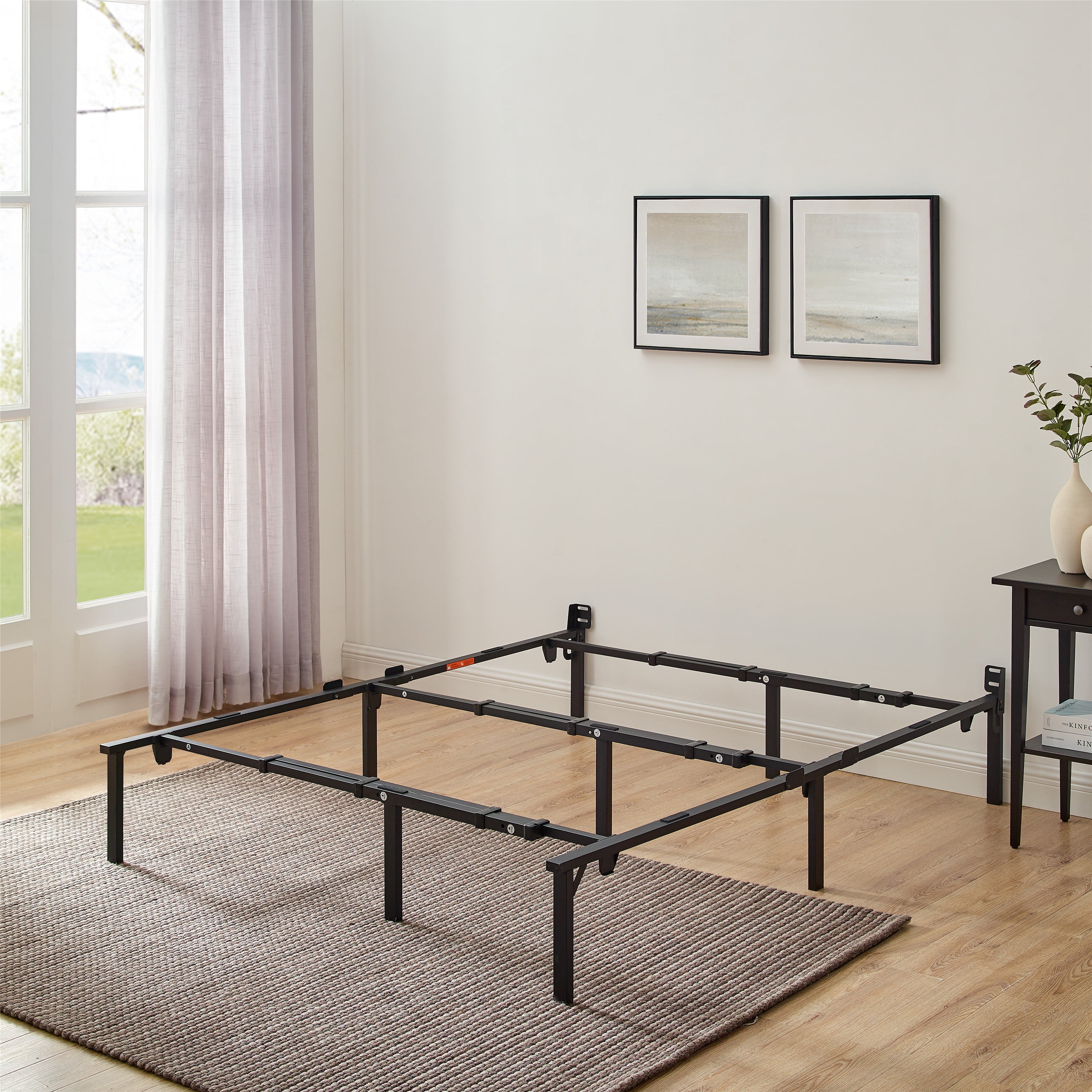 Expandable Metal Bed Frame | tunersread.com