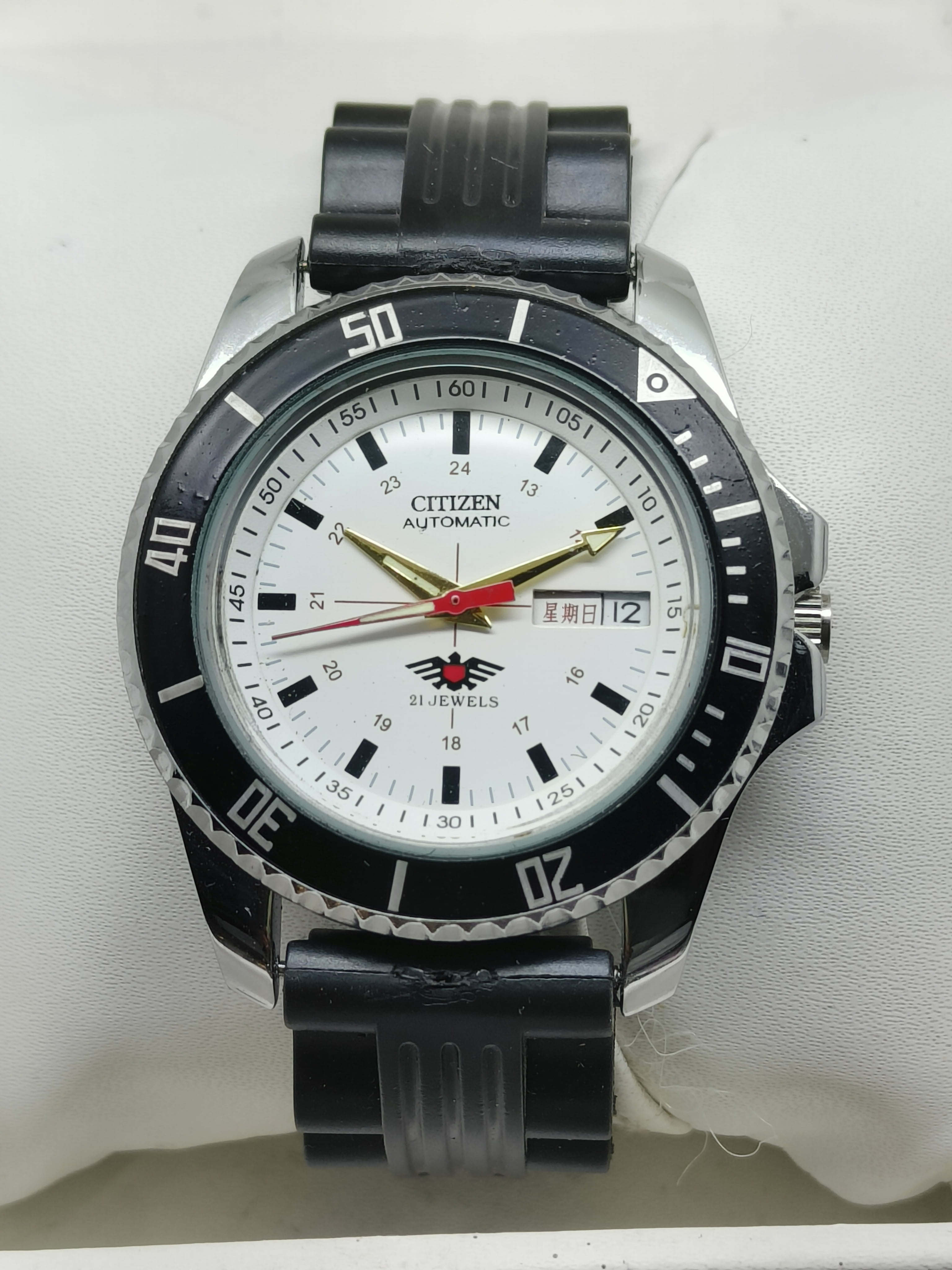 Men's Bar & Shield Leather Wrist Watch 76A04, Harley