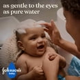 thumbnail image 3 of Shampoo para bebé Johnson's Baby con aloe vera y vitamina B5 600 ml, 3 of 9