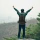 thumbnail image 5 of Mochila de senderismo de 60 l para hombre y mujer, de gran capacidad, resistente al agua y al desgarro, ligera para trekking de varios días y viajes al aire libre, perfecta para camping,, 5 of 9