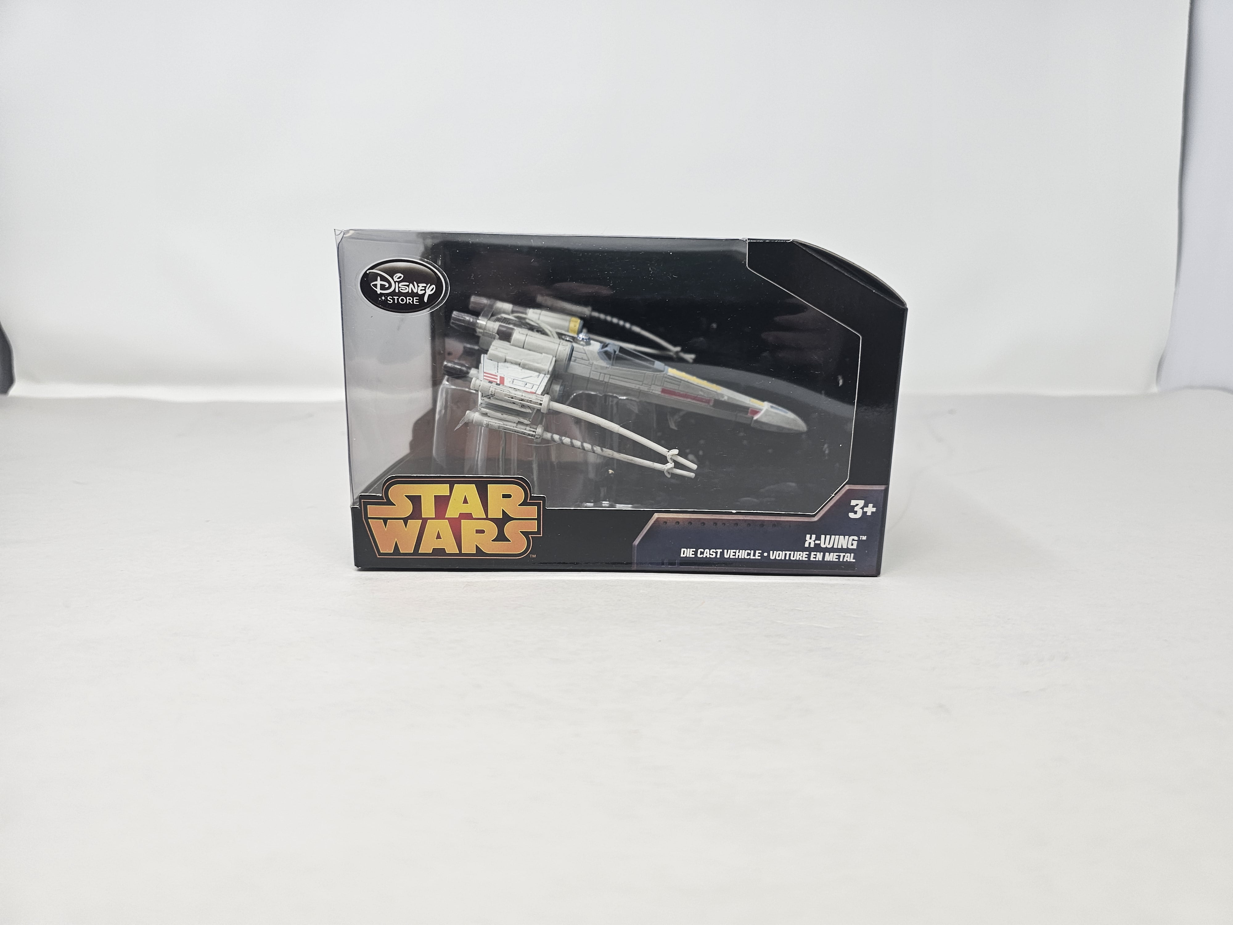 Star Wars Episode IV Black Series (2015) Titanium Y-Wing Toy