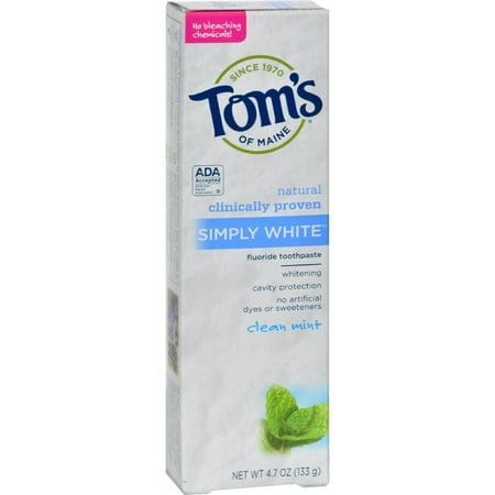 Tom's of Maine Natural Simply White Fluoride Toothpaste, Clean Mint 4.70 oz (Pack of 4)