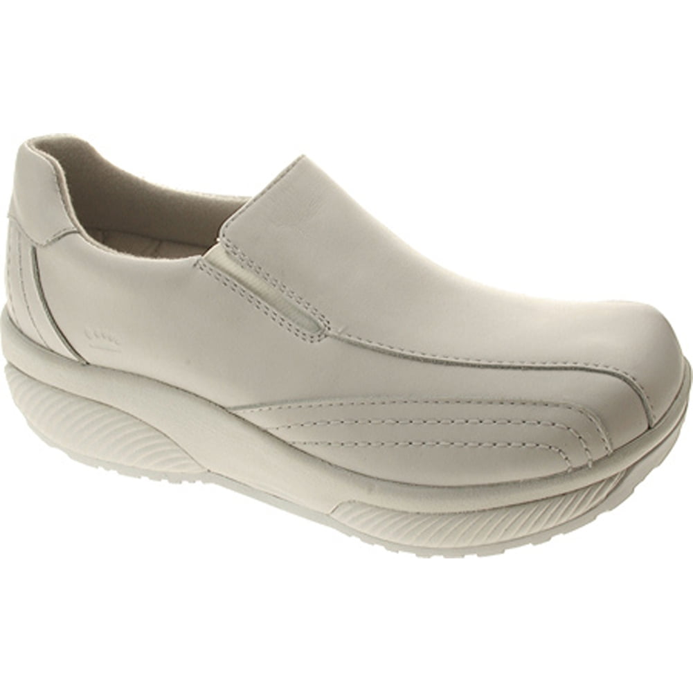 spring step skechers