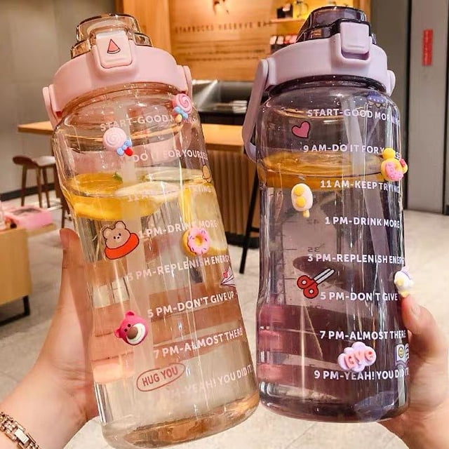 Botella de agua para entrenamiento de gimnasio Squeze de 2 L con pegatinas 2D/3D Deng Xun unisex