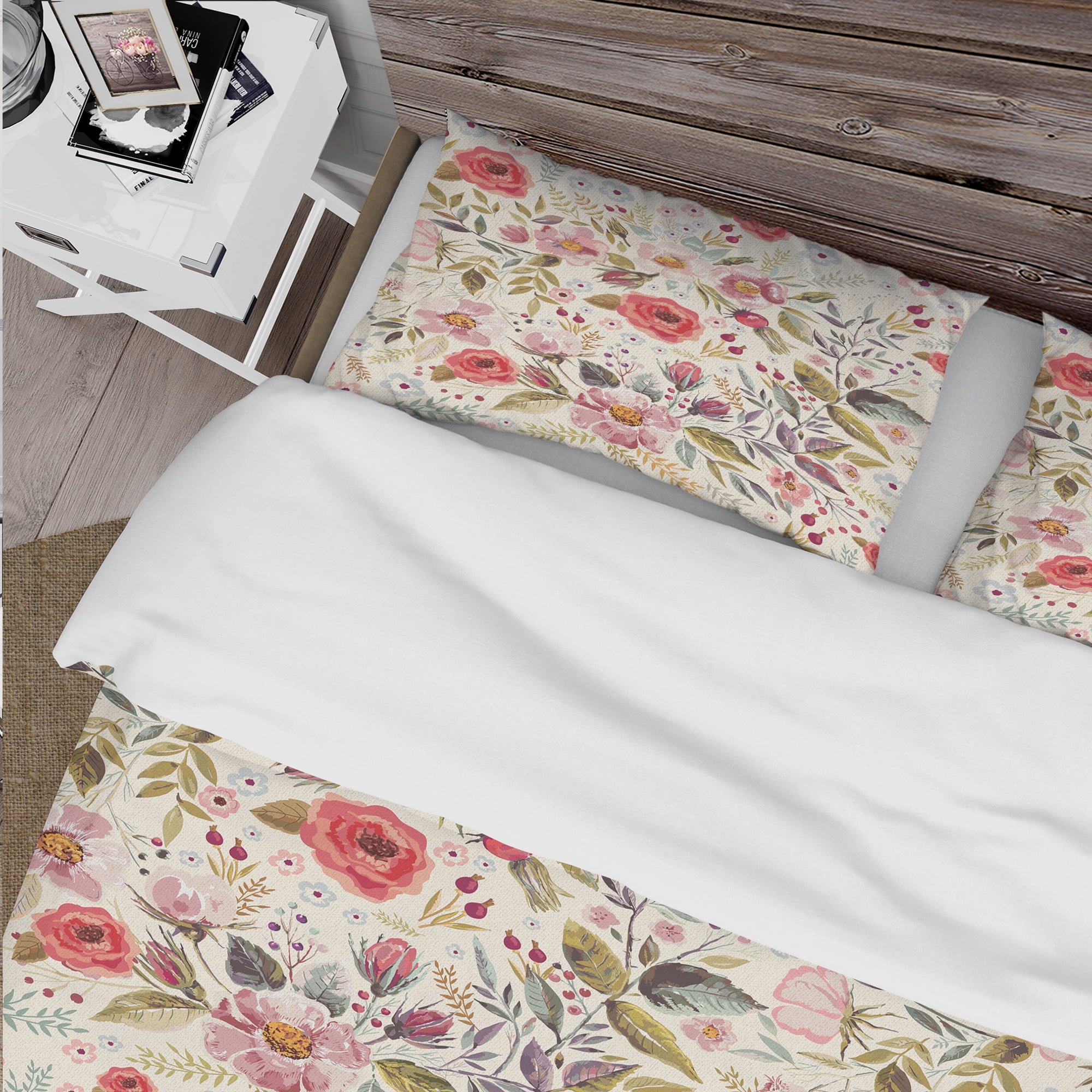 Designart 'Vintage Red Pink Flower and Leaves' Rustic Duvet Cover Set