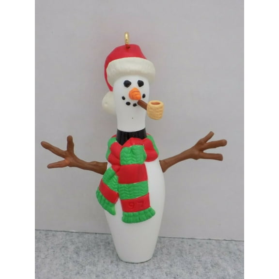 Hallmark Ornament 1997 Snow Bowling