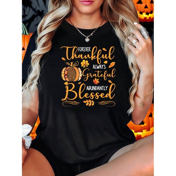 Halloween T-Shirt - Women's Short Sleeve Crew Neck T-Shirt - Autumn Harvest Graphic Print with Pumpkins, Leaves & Acorns, Soft Stretch Casual Top for Thanksgiving & Fall, Machine Washable Tee