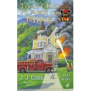 A Sweet Pepper Fire Brigade: That Old Flame of Mine (Series #1) (Paperback)