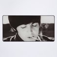 thumbnail image 1 of Un nuevo póster estético de Smoke Souls, la leyenda del rock de los años 70 y 80., 1 of 5