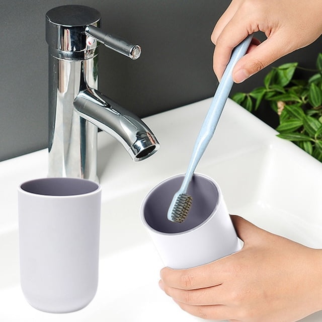 High Capacity Mouthwash Cup, Durable Plastic Toothbrush Cup with Large Rim, Reusable Bathroom Rinsing Cup for Couples Students Dormitory, Gray