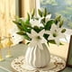 thumbnail image 3 of Lirios de plástico blanco de imitación, flores artificiales de alta gama flores artificiales de lirios simulados decoración del hogar flores de plástico simuladas lirios, 3 of 6