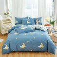 thumbnail image 2 of Juego de funda de edredón con diseño de luna y estrellas, color azul y nubes, 100 % algodón, reversible, para dormitorio de niños, adolescentes y hombres, 2 of 5