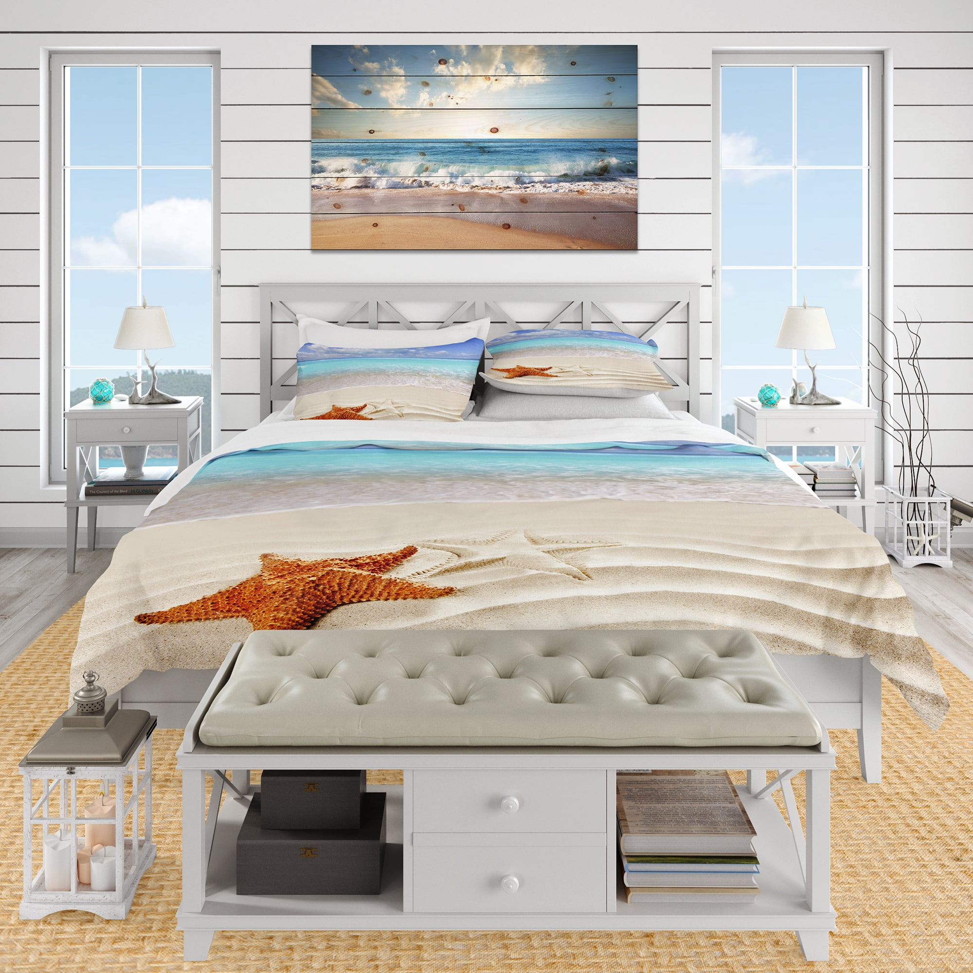 Designart 'Brown Starfish on Caribbean Beach' Beach Duvet Cover Set