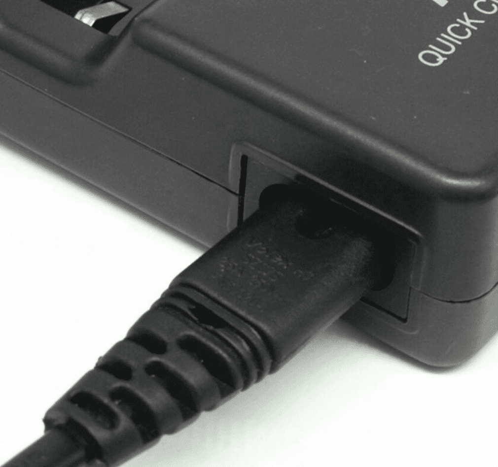 LC-E8 Charger Compatible with Canon LP-E8 Battery EOS Rebel T3i T4i T5i 600D 650D 700D Kiss X4 X5 X6i Camera