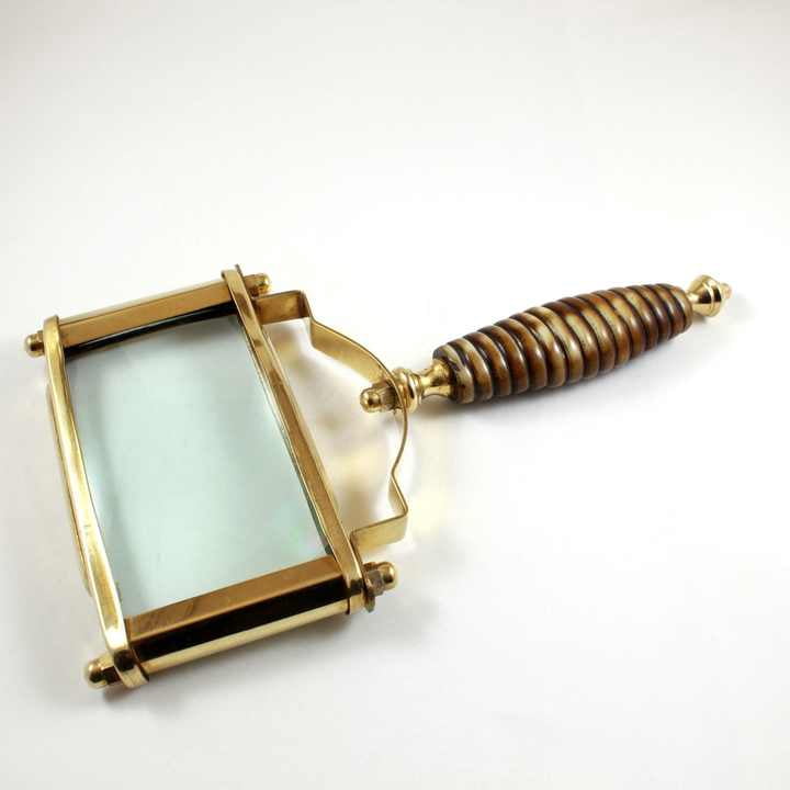 Maritime Treasures Nautical Brass Rectangular Magnifying Glass Lens with Beautiful Curvy Handle Grip Metal Material