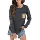thumbnail image 1 of Blusa holgada de manga larga con cuello redondo y bolsillo en el pecho para mujer, 1 of 6