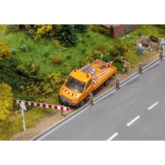 Faller 180930 Set of building site traffic signs