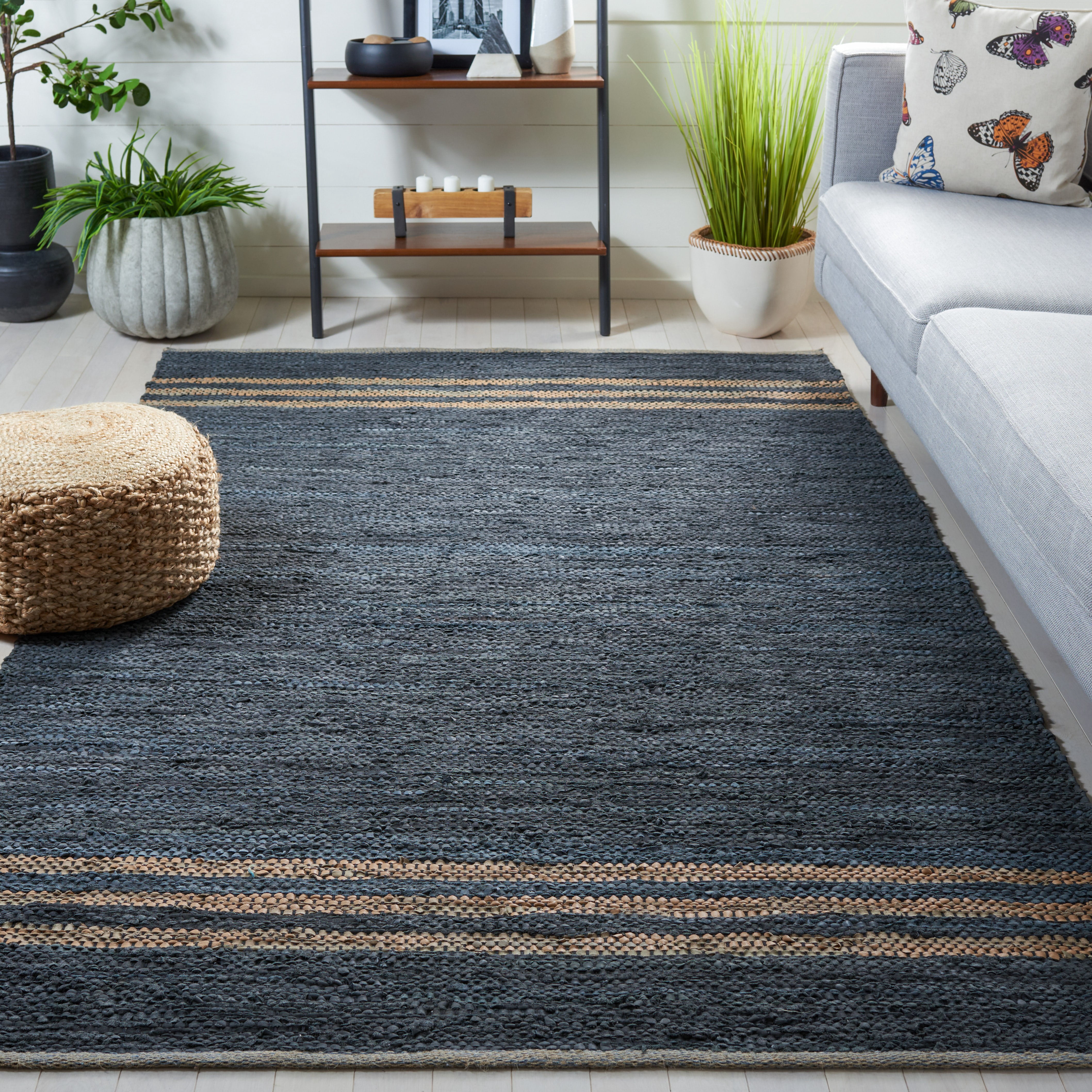 SAFAVIEH Vintage Leather Grace Striped Area Rug, Blue/Beige, 7' x 7' Square