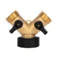 thumbnail image 1 of Válvula Water Wye Valve Camco con asas de fácil agarre de latón macizo, 1 of 5