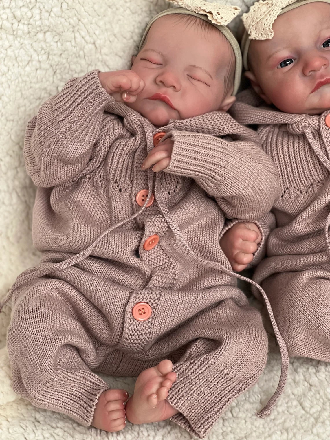 iCradle Newborn Baby Dolls 18 Inch 45 cm Sleeping Realistic Adorable Reborn Baby Doll Twins Cloth Body Xmas Gift Set for Kids Age 3+