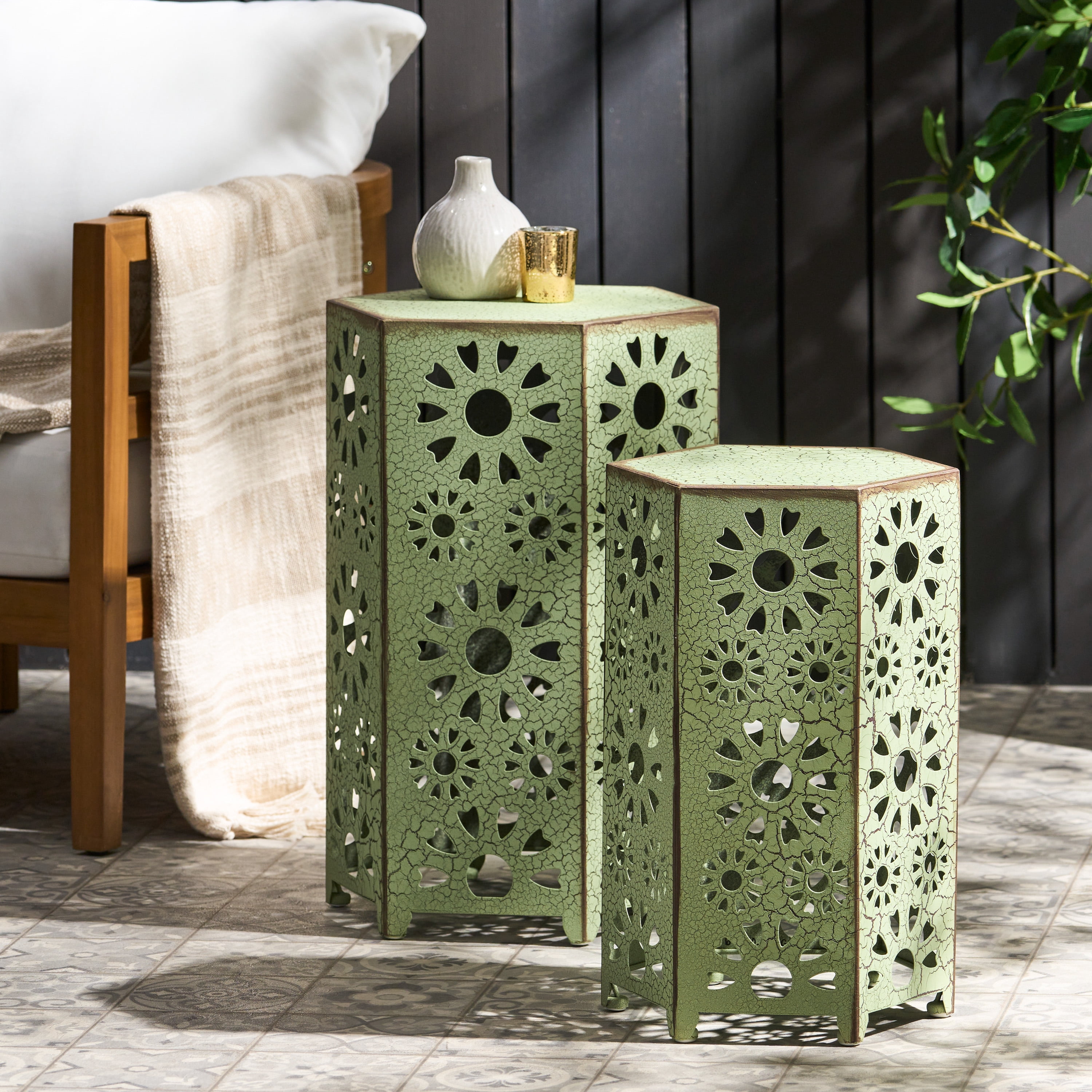 Outdoor Hollow Out Side Table Set of 2, Iron Craft Accent Tables for Patio Garden, Crackle Green