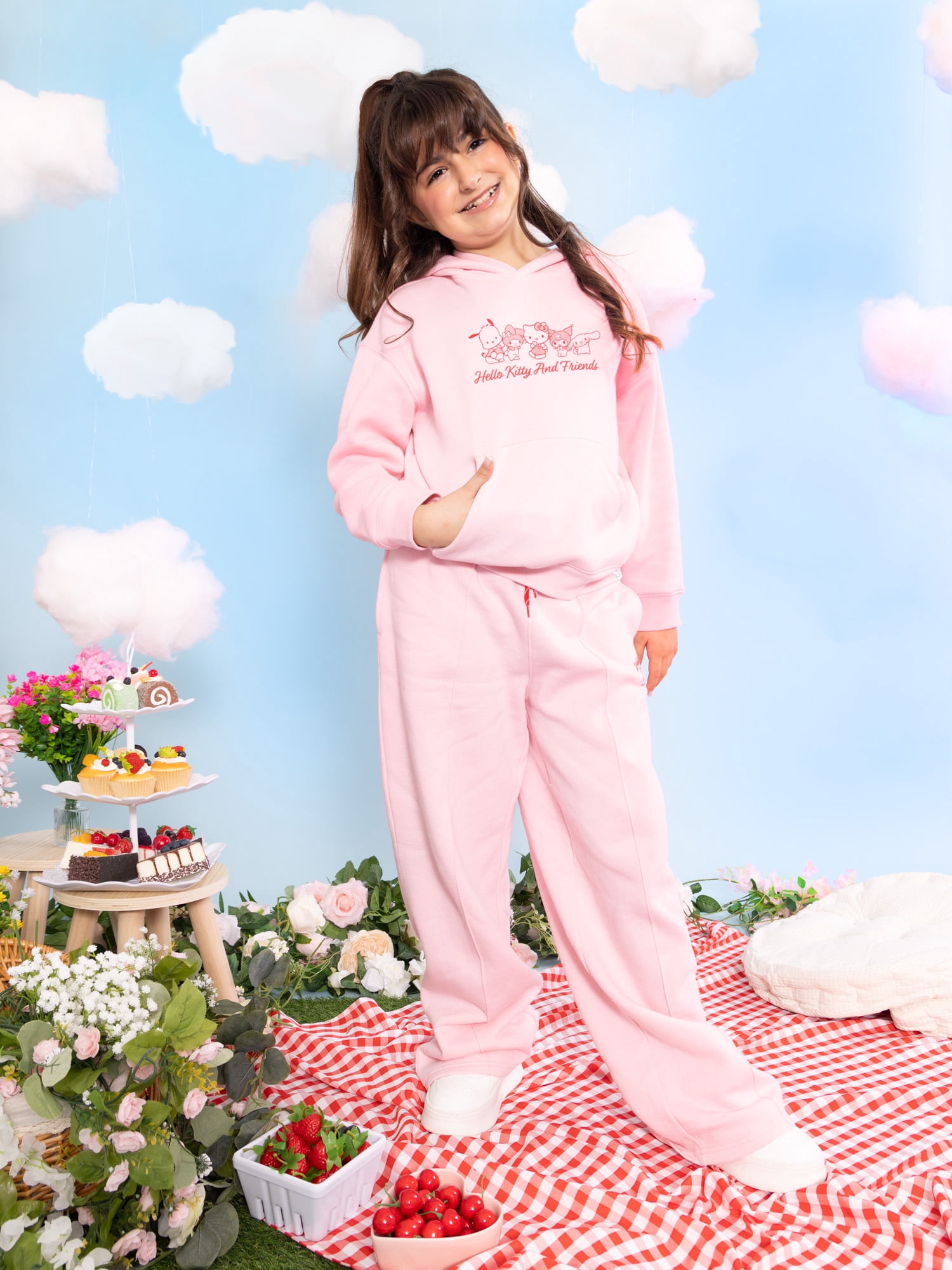 Wonder Nation x Hello Kitty Girls Graphic Hoodie with Long Sleeves, Sizes 4-16
