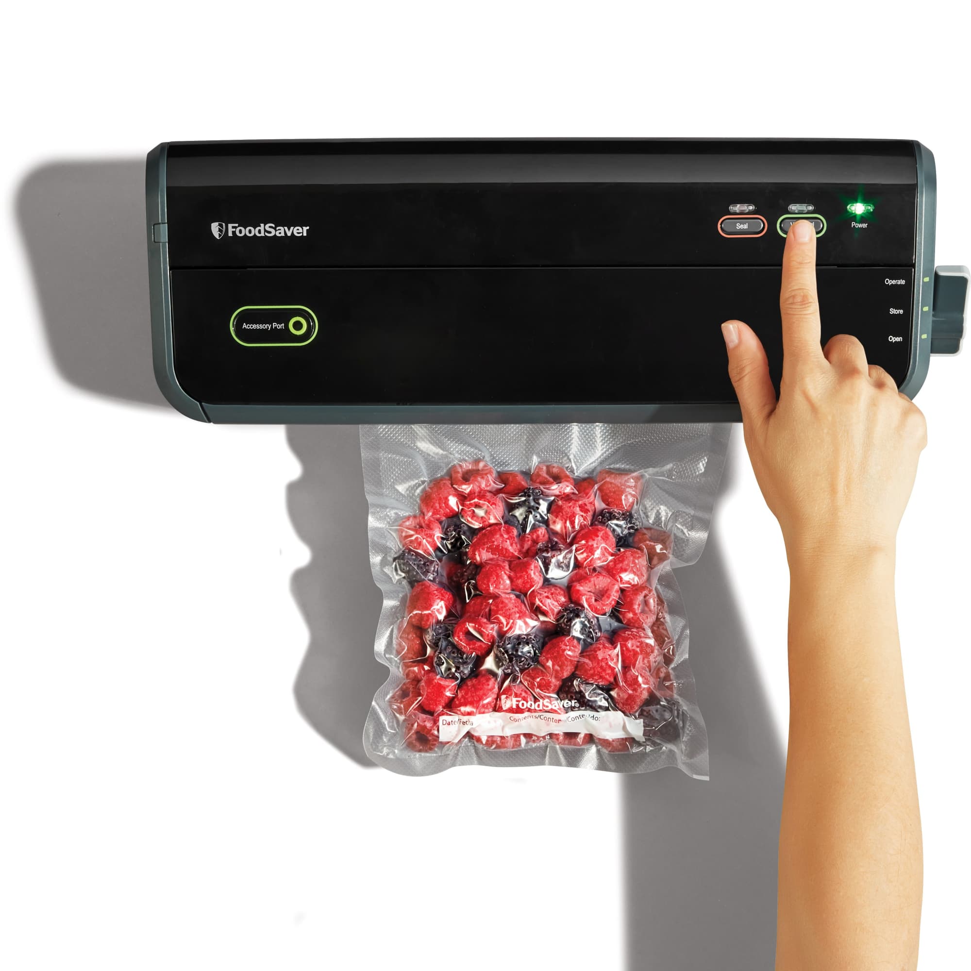 FoodSaver FM2000 Vacuum Sealer Starter System with Bags photo 4
