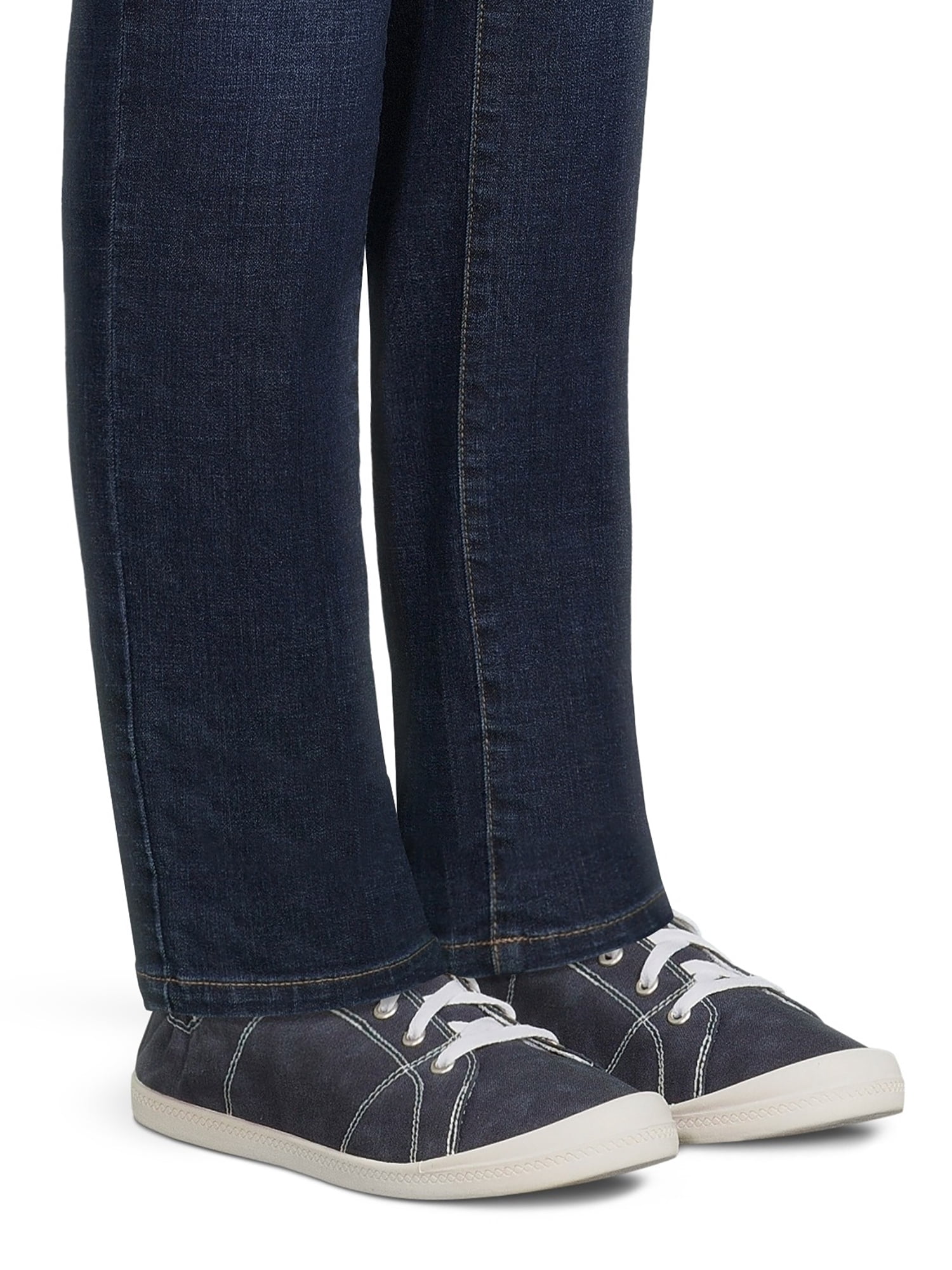 Time and Tru Women's Scrunch Back Slip-On Sneaker, Wide Width