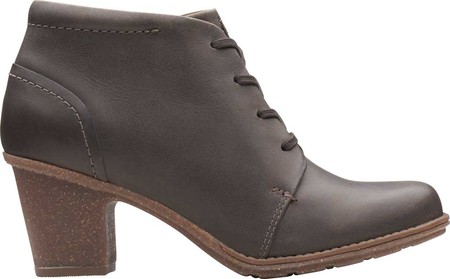 clarks sashlin sue bootie