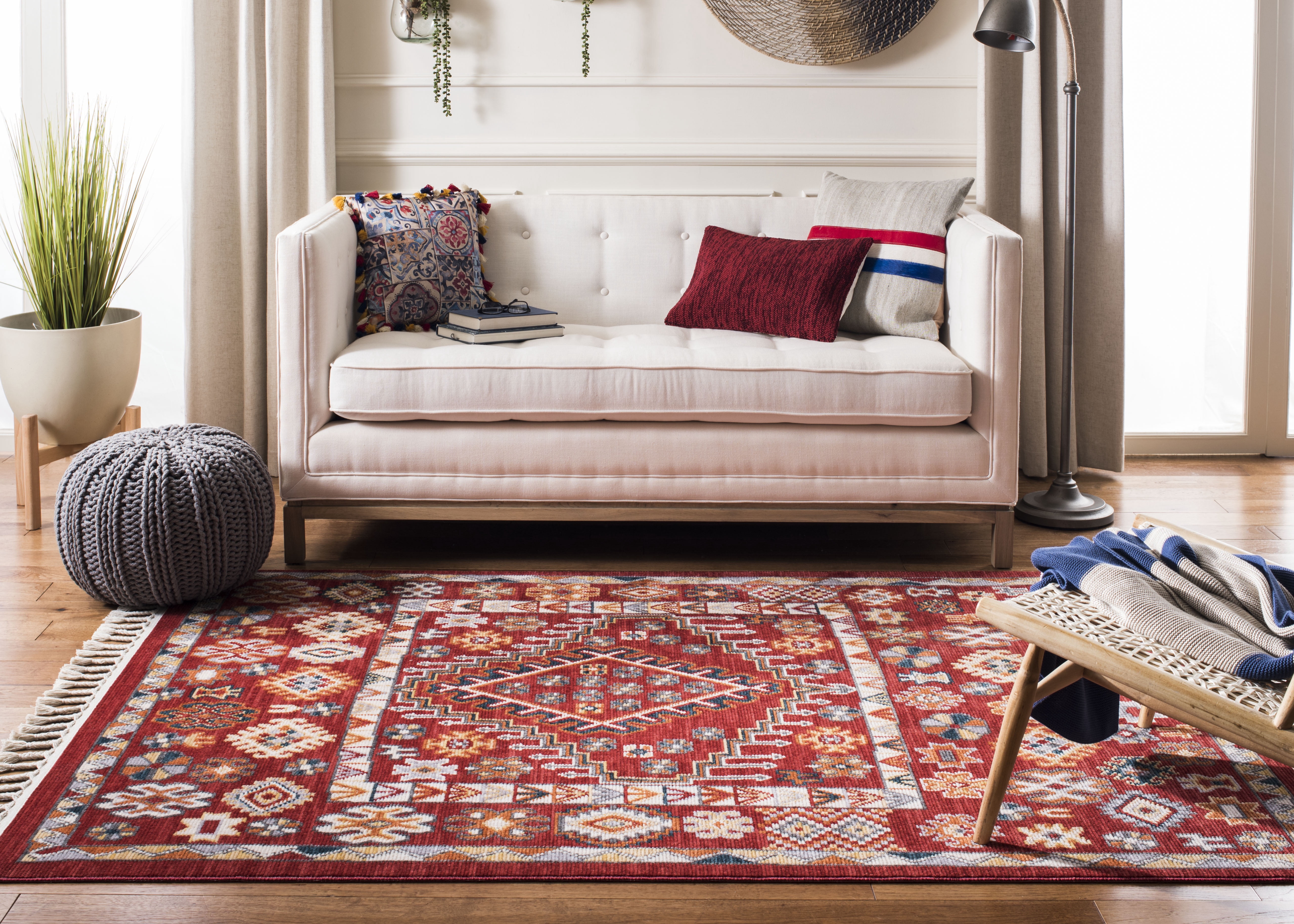 Safavieh Farmhouse Bloom Southwestern Area Rug, Red/Ivory, 2'1" x 3'