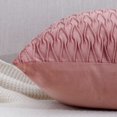 thumbnail image 3 of Madizz Juego De 2 Fundas De Almohada Decorativas De Terciopelo Súper Suave, 24.0 X 24.0 In, Cuadradas, Color Rosa Con Textura, Estilo Lujoso, Funda De Almohada Europea Para Sofá Dormitorio, 3 of 5