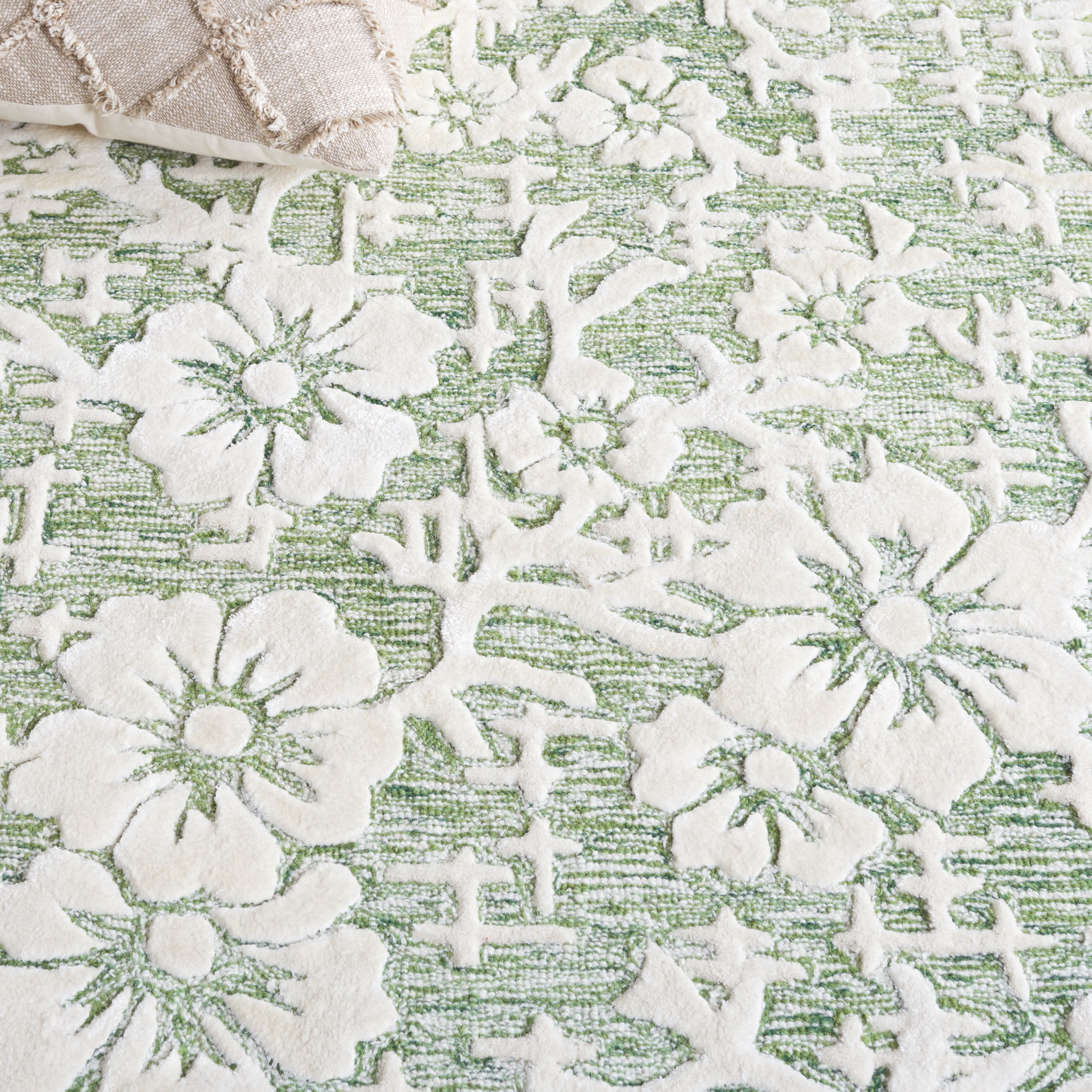 SAFAVIEH Glamour Braylon Abstract Area Rug, Green/Ivory, 3' x 5'