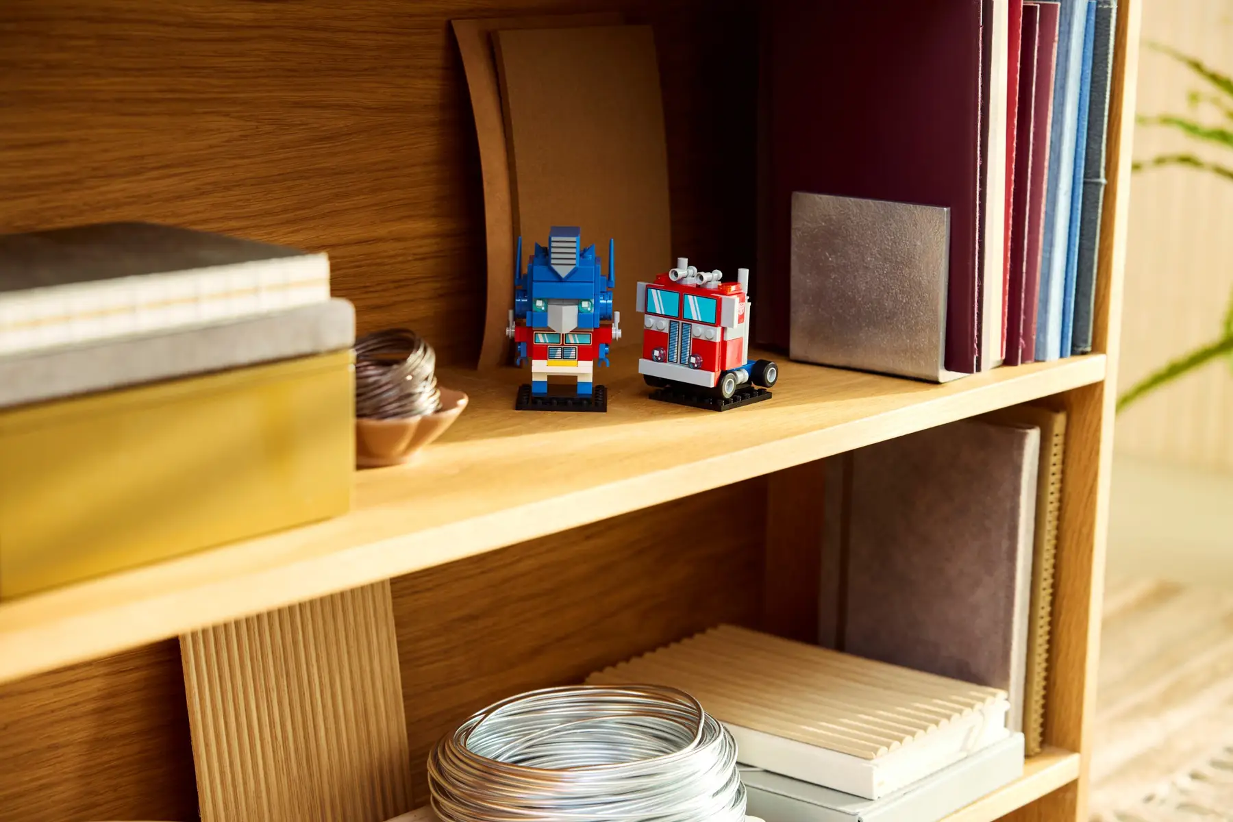 LEGO Brickheadz 40803 Transformers Optimus Prime Robot & Vehicle 237pcs