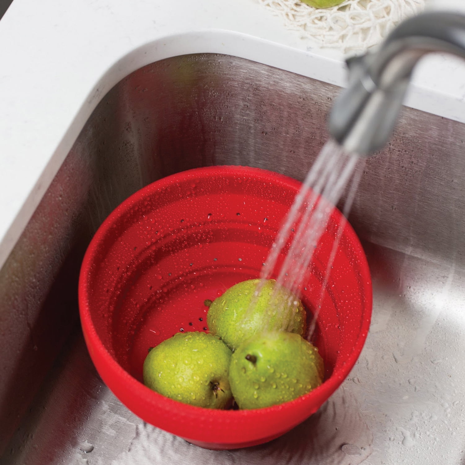 Better Houseware 732/R 4-Qt. Collapsible Silicone Colander (Red)
